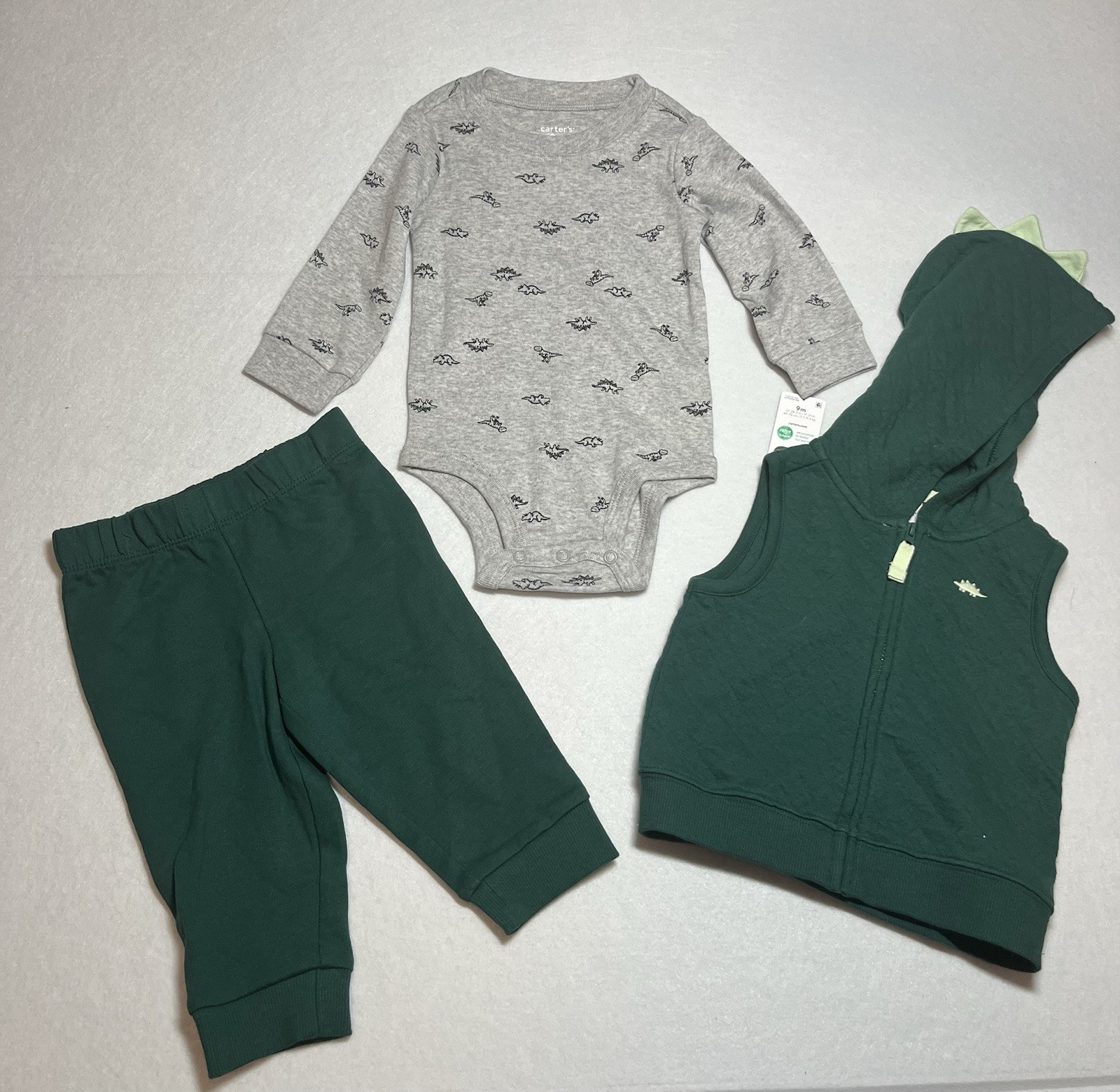 Carter’s 9M 3pc Dino Pants Set Hooded Zip Vest Long Sleeve Bodysuit Green