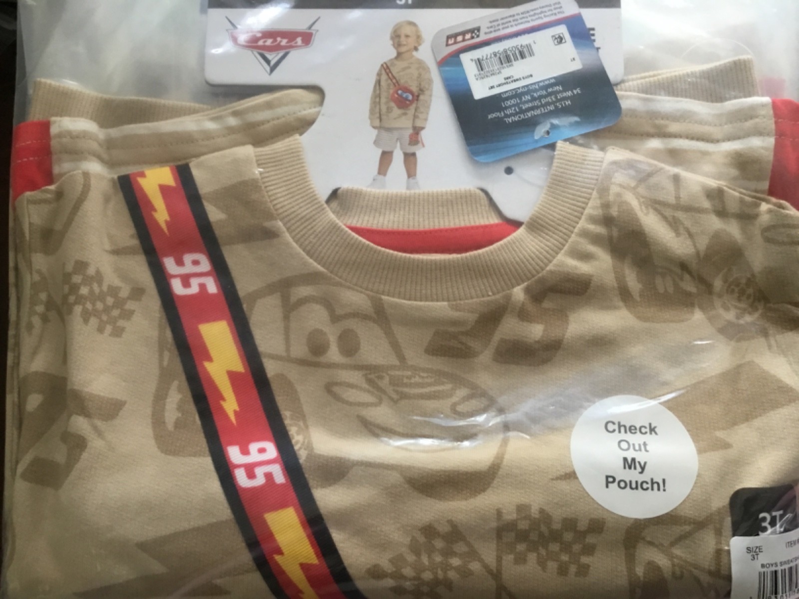Cars, 2 piece sweatshirt & shorts set & attached crossbag nwt size 4T