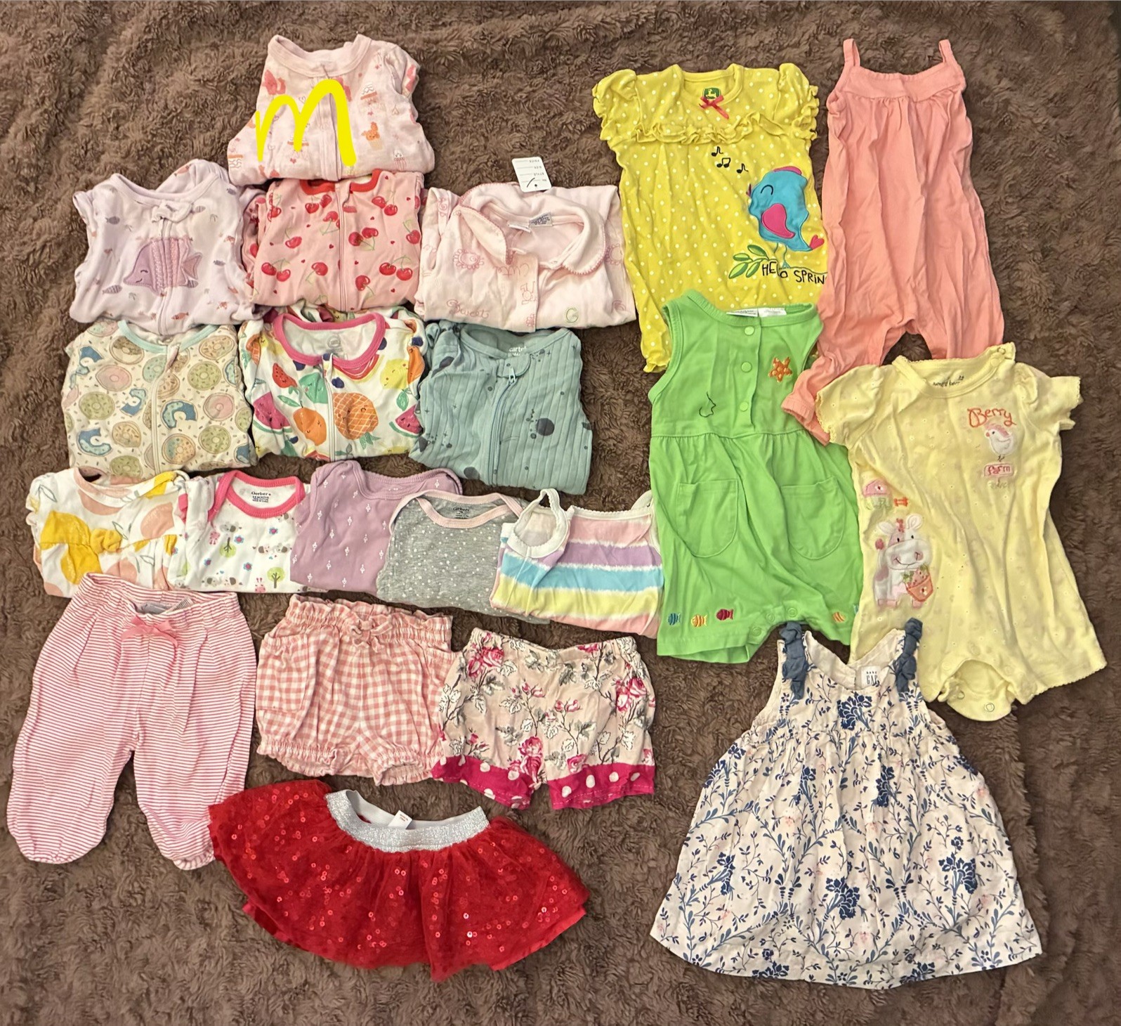 Baby Girl Clothing NB-9m Includes Various Brands And Styles Never Worn