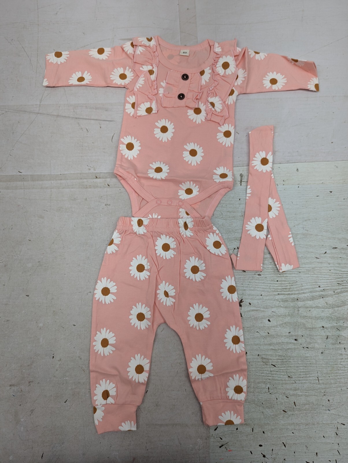 Baby Girl’s Size 3-6 Mo Pink Yellow Blue W/ White Daisies W/ Belt/Headband AM11