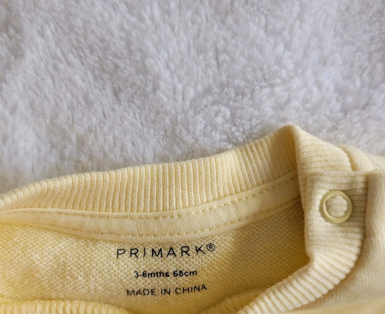 Primark Baby Girl Balloon Sleeve Crewneck Sweatshirt Yellow Size 3-6 Months