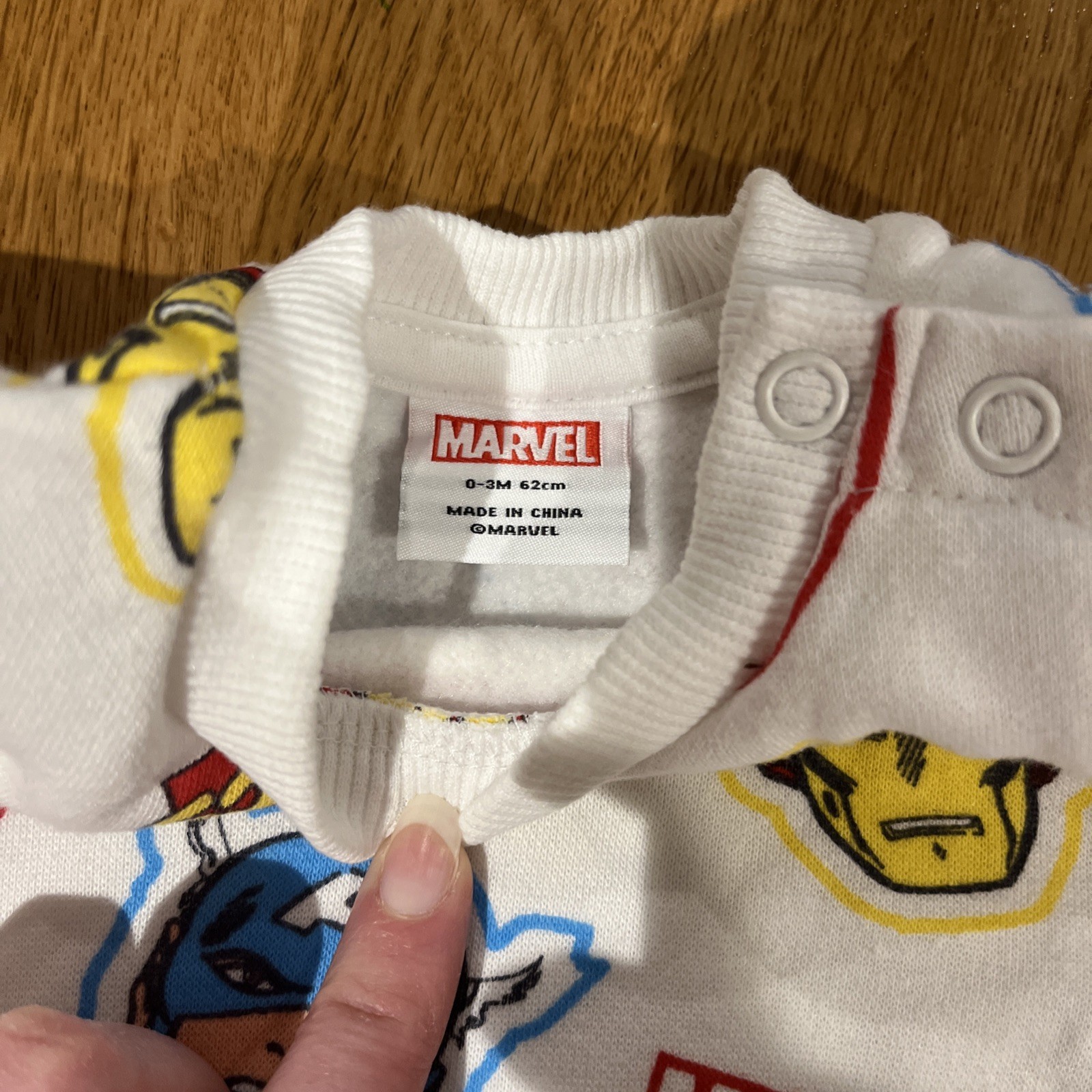 Marvel Comics baby boy superhero clothes bundle, 0-3 months up to 1 month Bib