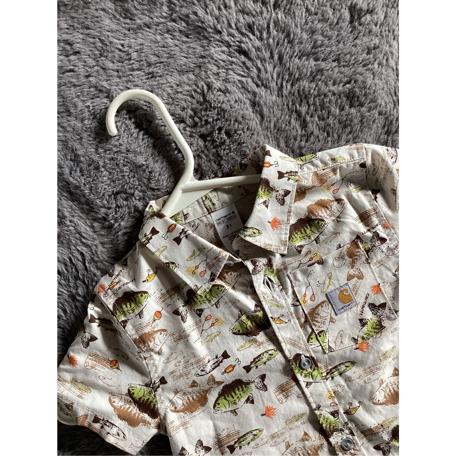NWT Carhartt Boys Short-Sleeve Fish Print Button-Up Shirt Summer Beige Size 3T