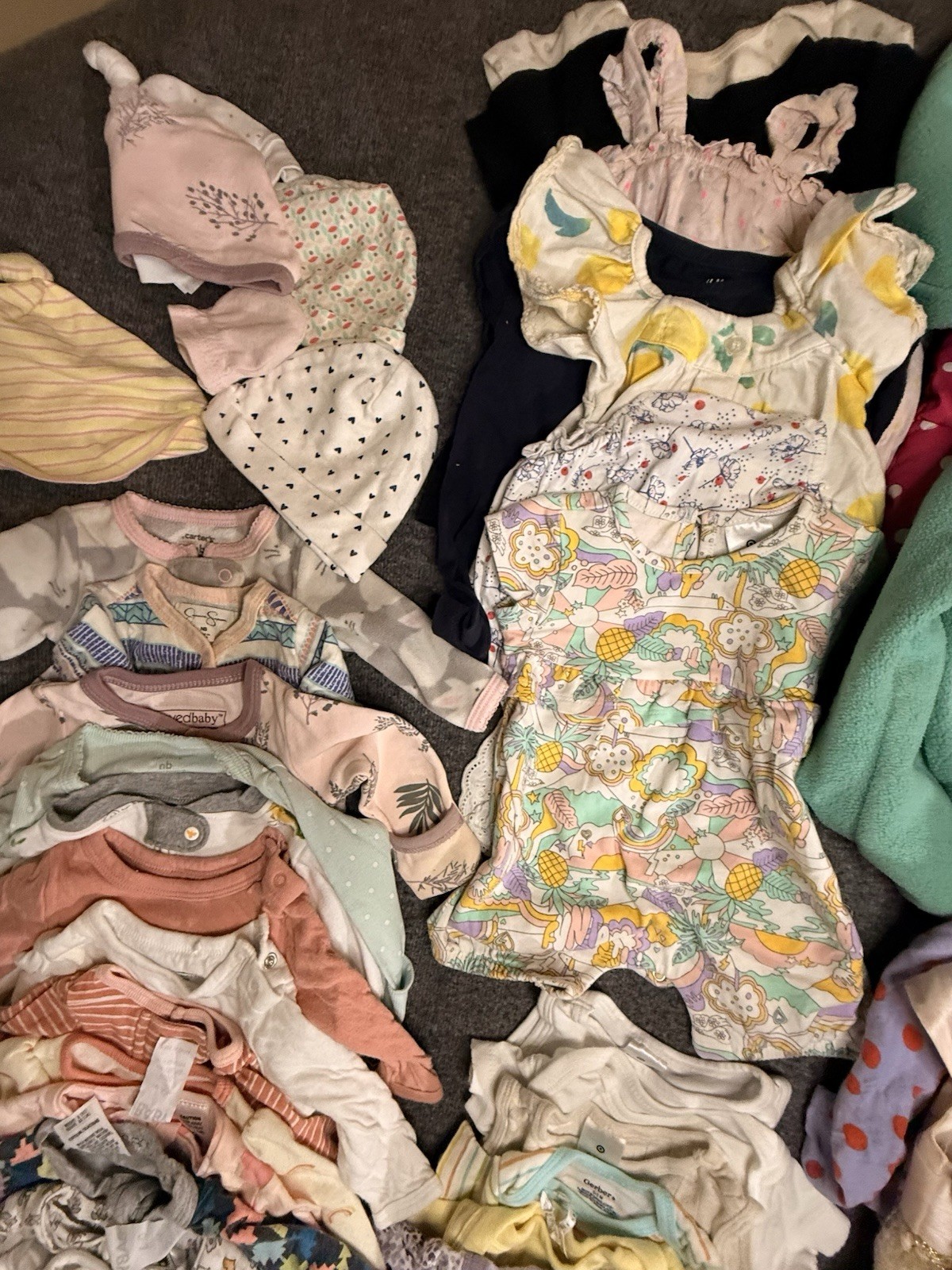 Huge Lot Of 82 Pieces Baby Girl 0-3 Month to 3T Clothes Mixed Brands Good Brands