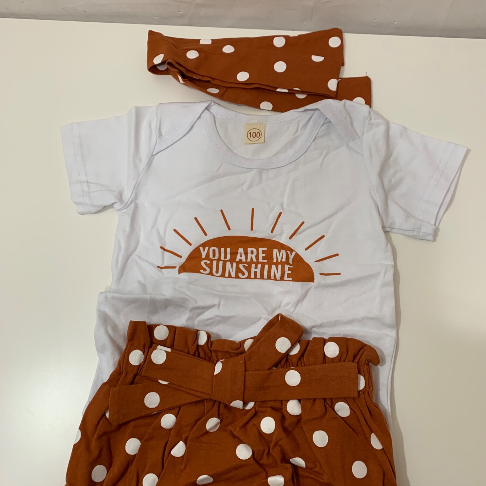 Baby Girl 3-Piece Set w/Bodysuit, Shorts & Headband 12-18months