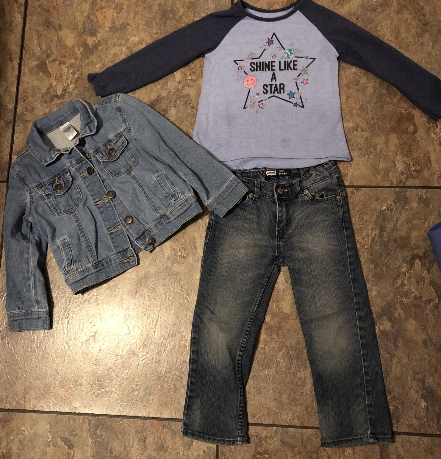 Girl’s 3-pc Lot Levi’s Jeans Carters Denim Jacket & L/S Shirt Size 3T #1218