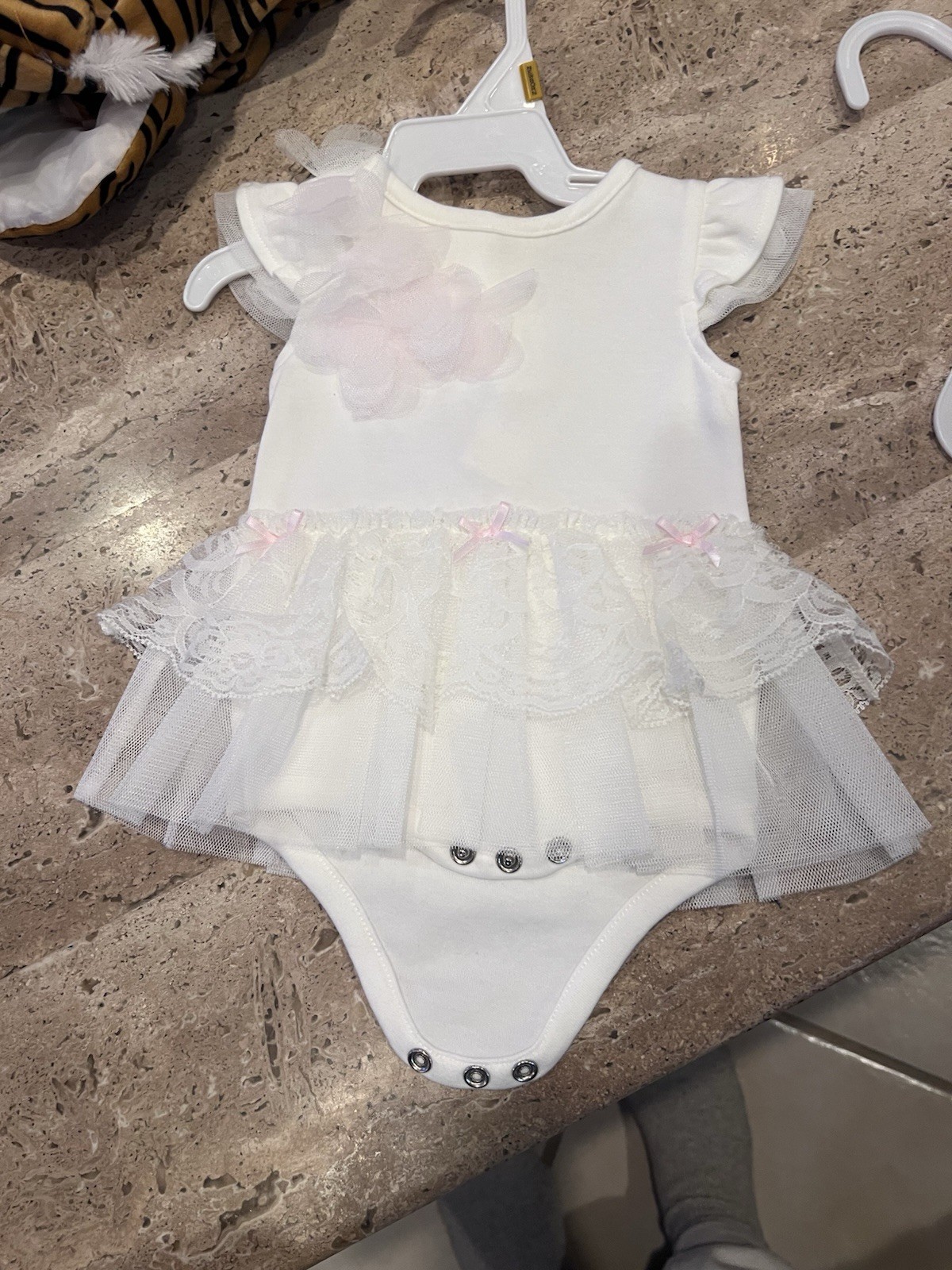 Starting Out Treasures Newborn Baby Outfit 0-7 Lbs