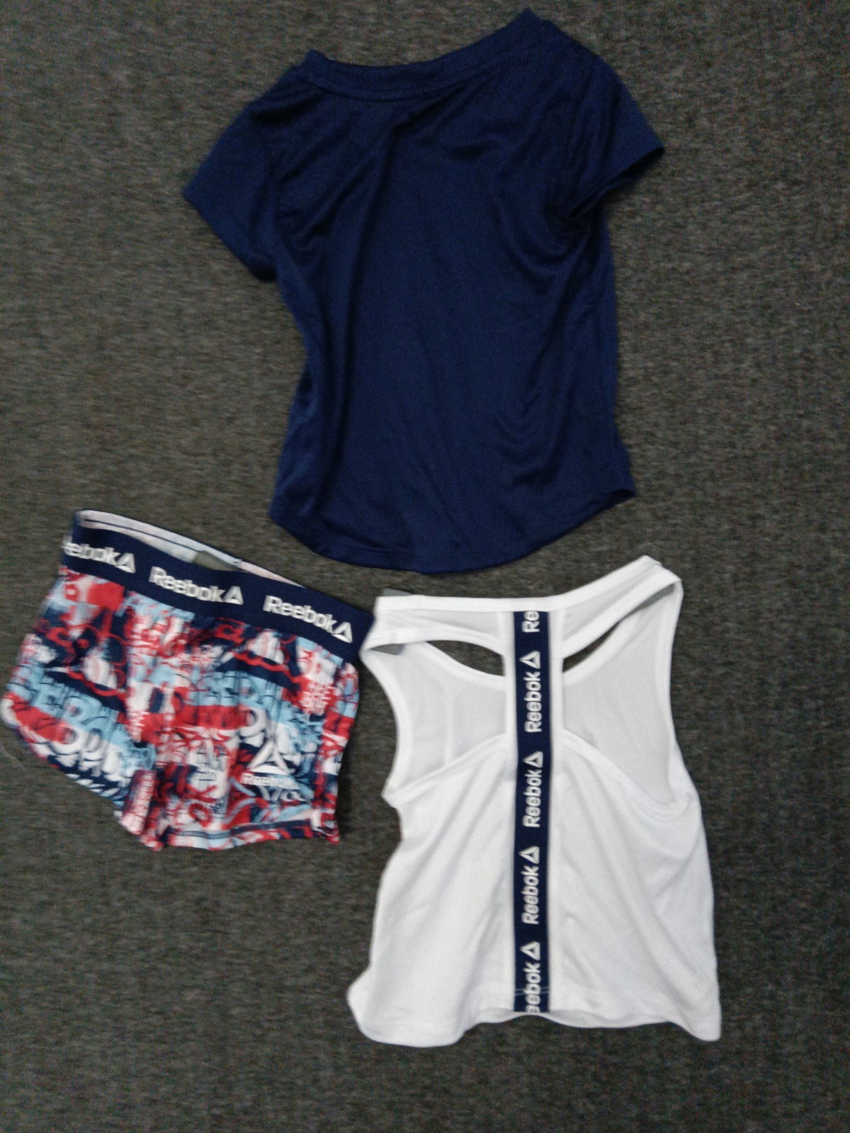 Reebok 3-Piece Toddler Unisex Set Tank + T-Shirt + Shorts Multicolor Size 3T