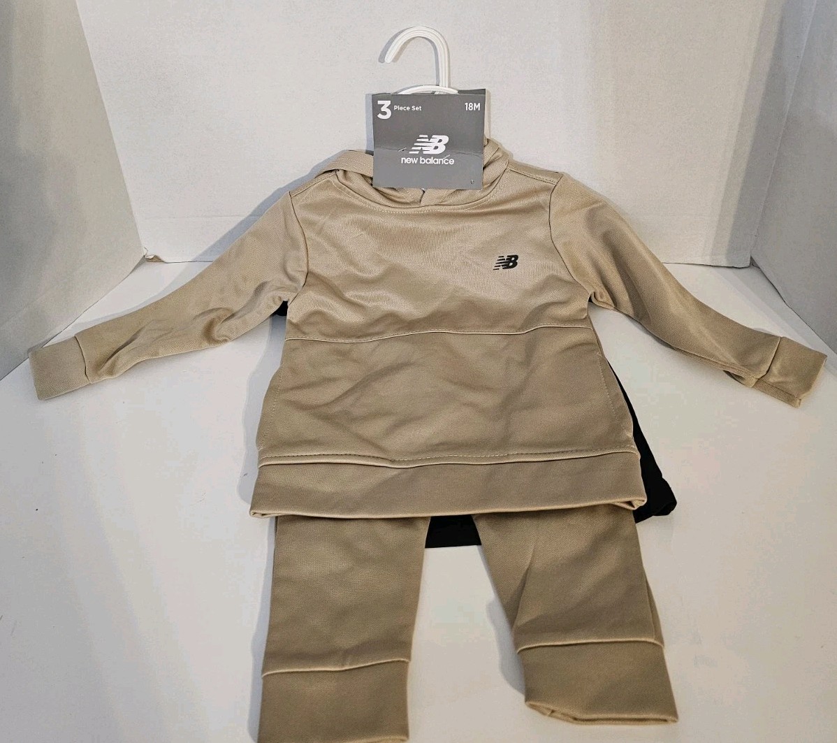 New Balance 3Pc Fleece Hoodie, T-Shirt & Jogger Set, Tan/Black, NWT~ 18 Months