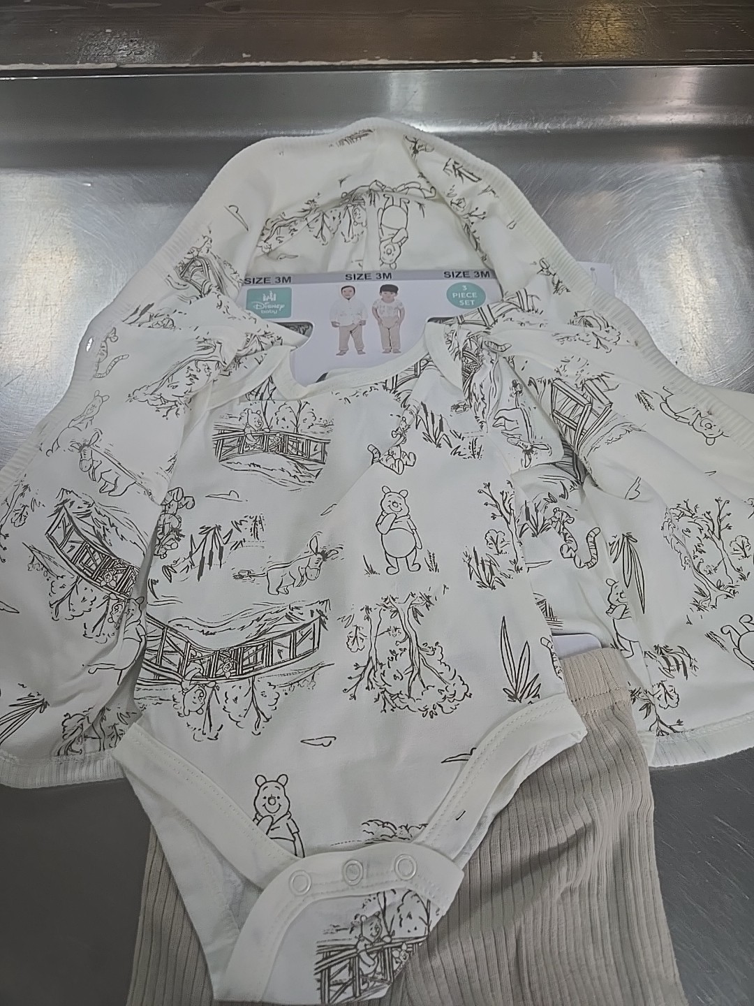 3pc Disney Baby Layette Set – Winnie the Pooh w/ Tigger too!!!