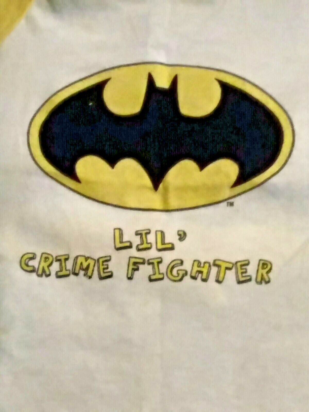New DC Comics Batman t-shirt and shorts outfit Sz 24 months
