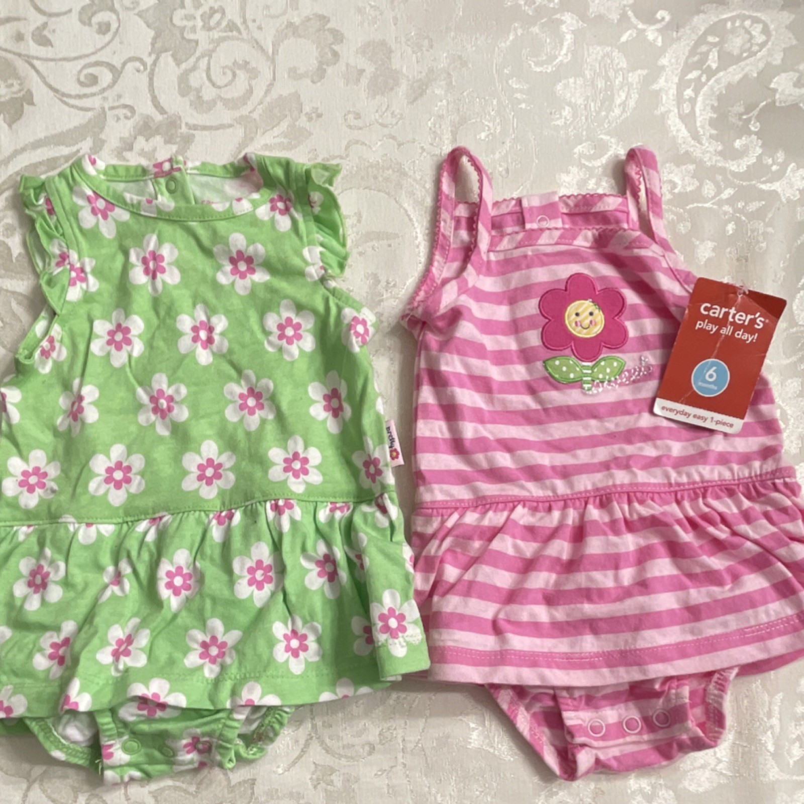 Carter’s Girls 2 Piece Romper Set 6 Months Green Pink Floral Striped Cotton