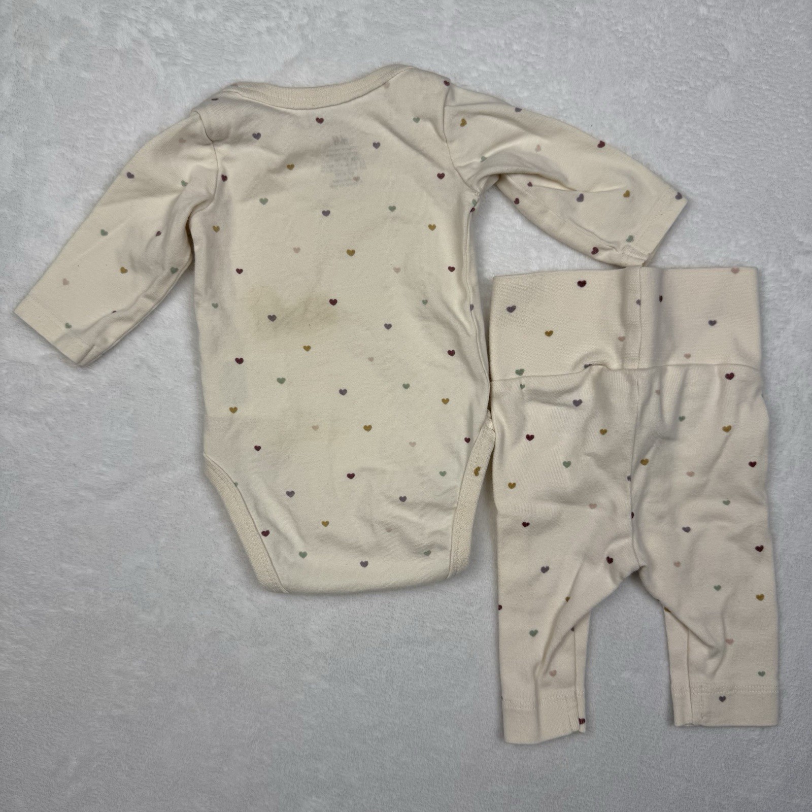 H&M 2 piece Matching Bodysuits And Pants Preemie Bundle Of 3 Sets Hedgehog Heart