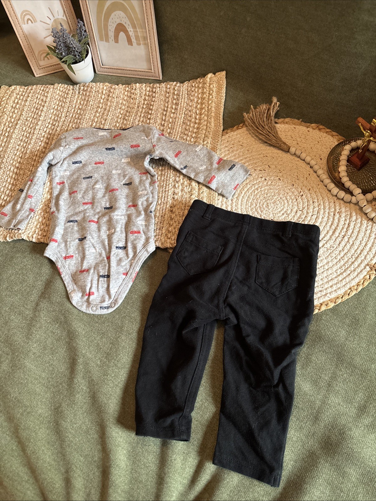 Old Navy Carters Gerber & Mom Baby Boy 6-9 Fall Winter Outfits Cute Dino Camo