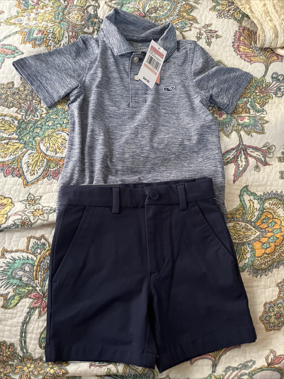 Vineyard vines toddler boys 2T outfit performance breakers with & perf