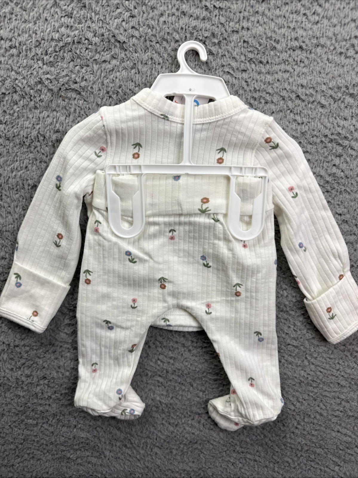 Carter’s Just One You Baby Girls Size Newborn Ivory Floral Cardigan Set 2pc