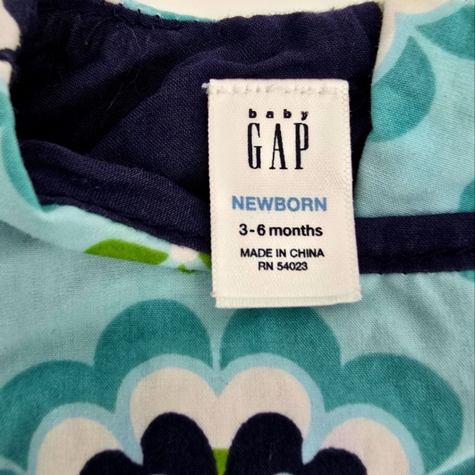 Vintage Baby Gap Floral Dress Set with Reversible Hat and Bloomers 3 Pc Sz 3-6M