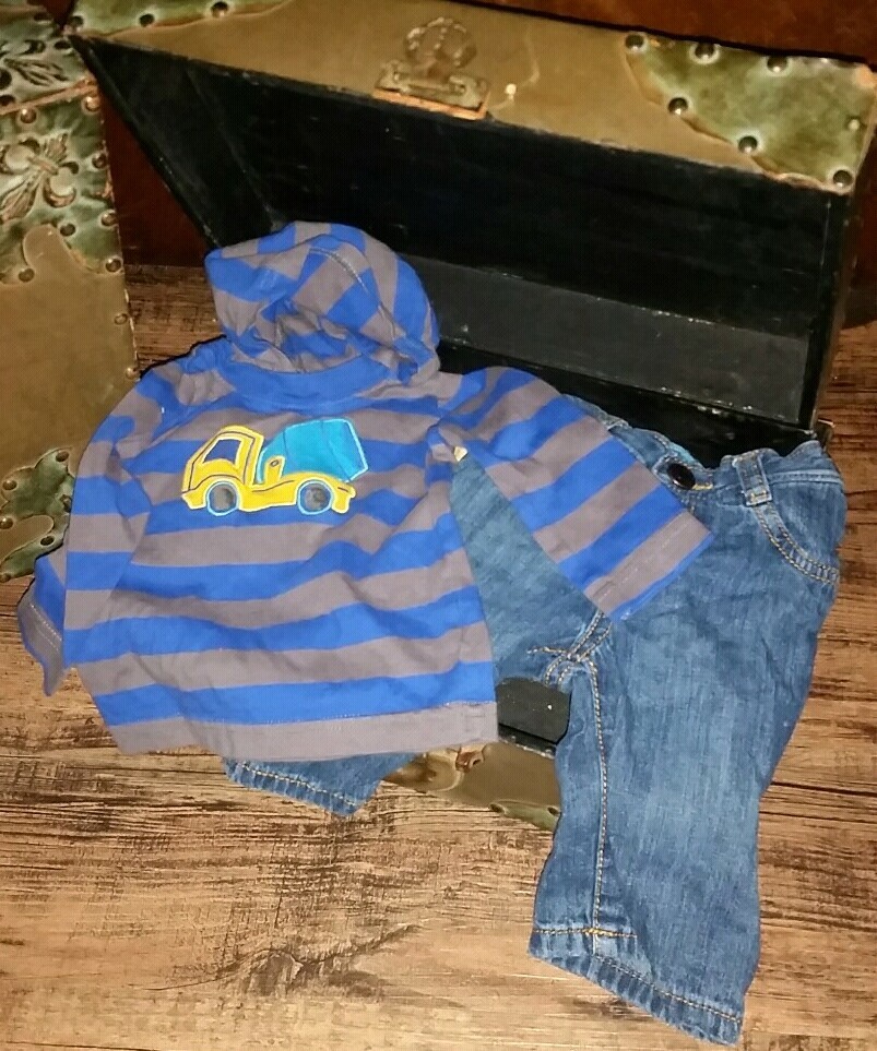Lot Old Navy Straight Blue Jeans Child of Mine Carter’s Gray Shirt 3-6 months *