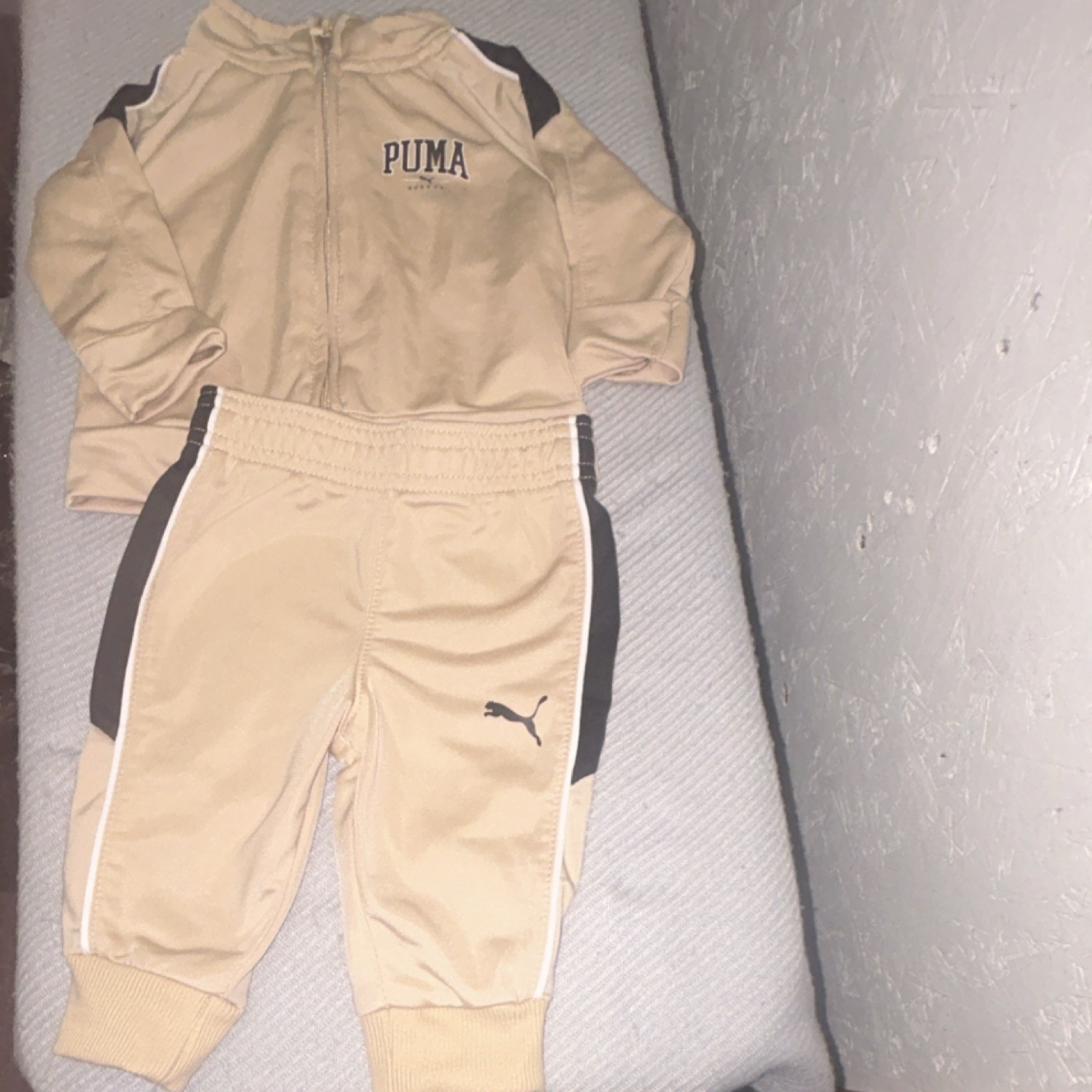 PUMA Beige Black Jacket & Pants Set 0-3M Unisex Baby Sports Outfit