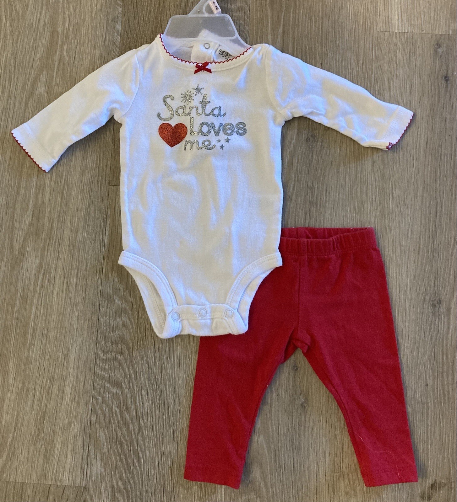 Carter’s Girl’s Size 3 Months “Santa Loves Me” 2Pc Red & White Holiday Outfit