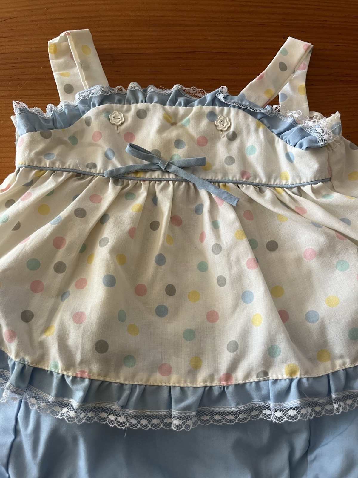 Vintage Baby Girls 3 Piece Lace Trimmed Polka Dot Outfit With Hat And Bloomers