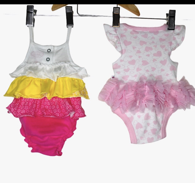 Truly Scrumptious by Heidi Klum Infant Baby Bundle Newborn & 3 Months Ruffles
