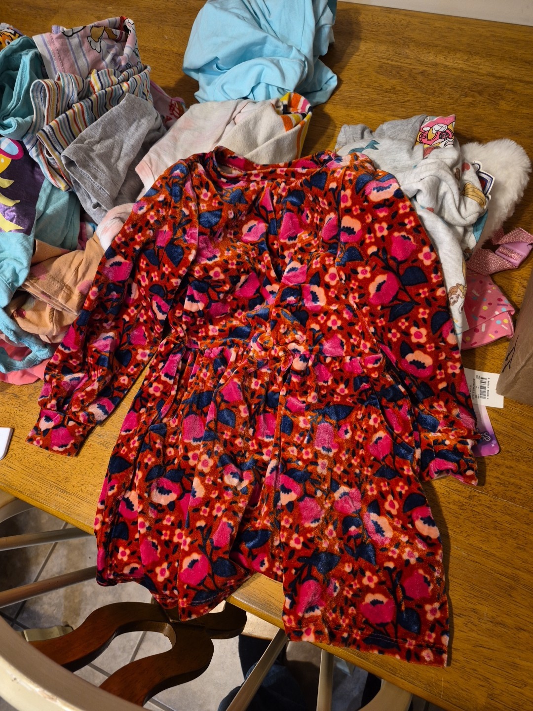 Used And New 75 Piece Girls 5t Clothing Asst. Sizes Carter’s Old Navy & Bulk Lot