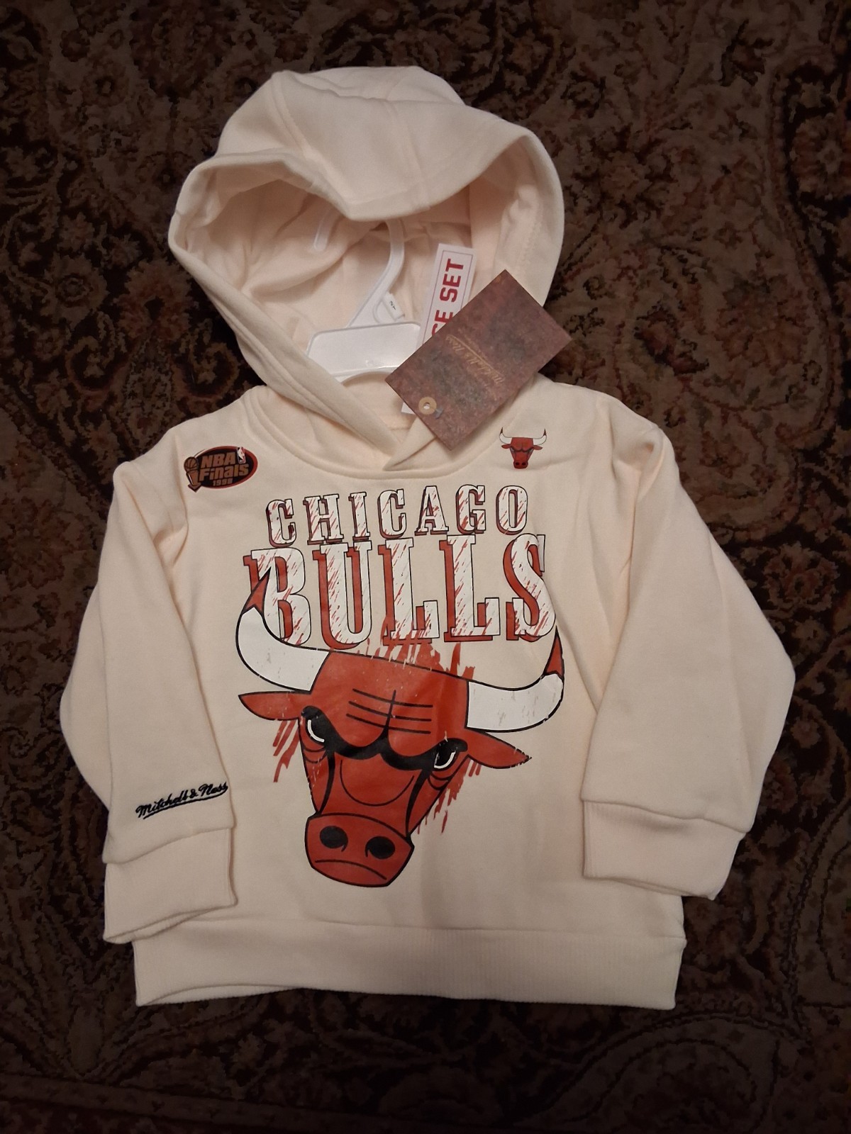 New Mitchell & Ness CHICAGO BULLS 2 Piece NBA Sweatpants & Hoodie 2T Toddler NWT