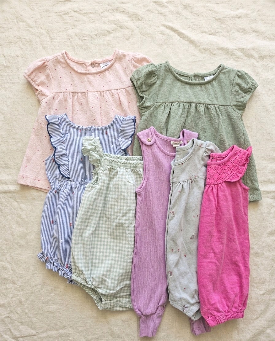 Baby Girl Bundle Size 6-9 , 9 Months