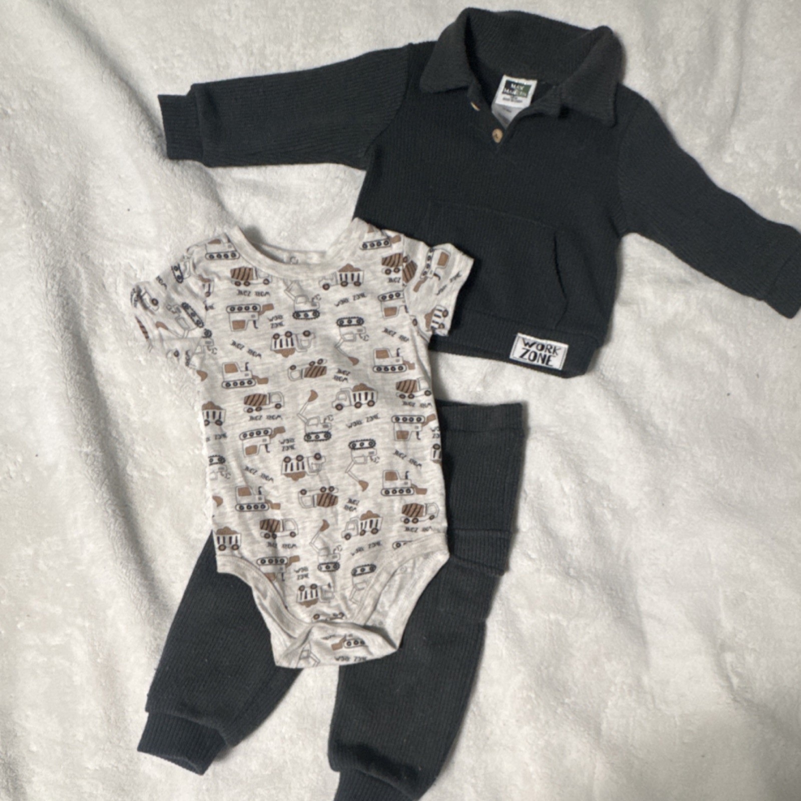 Max & Marcus 18M 3 Piece Construction Vehicles Sweater Bodysuit Pants Set