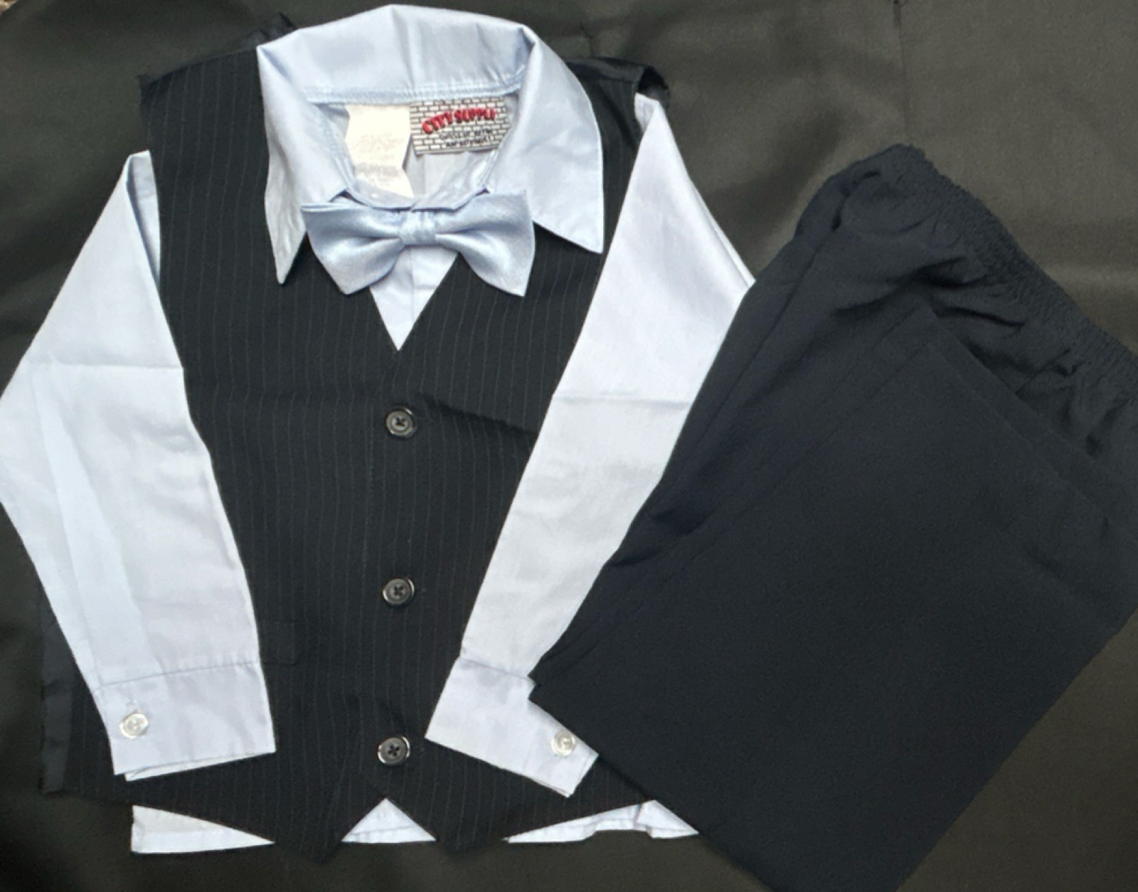 City Supply Boys 4 Piece Formal Dress Set 3T Black Light Blue Vest Bow Tie