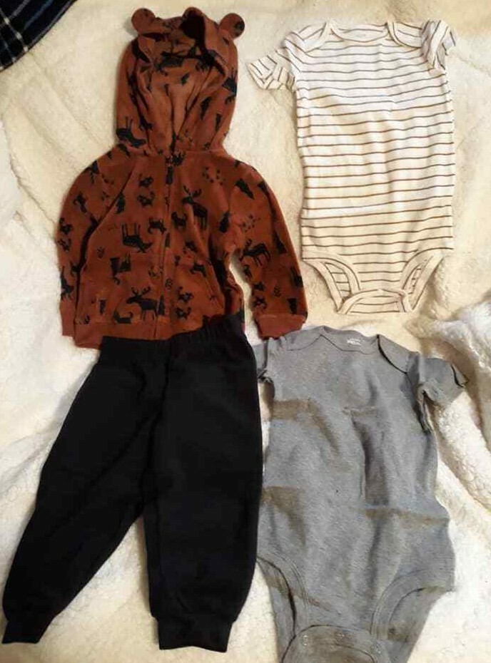 Simple Joys 18 Month Baby Boy 4 Piece Multi Color Mixed Lot