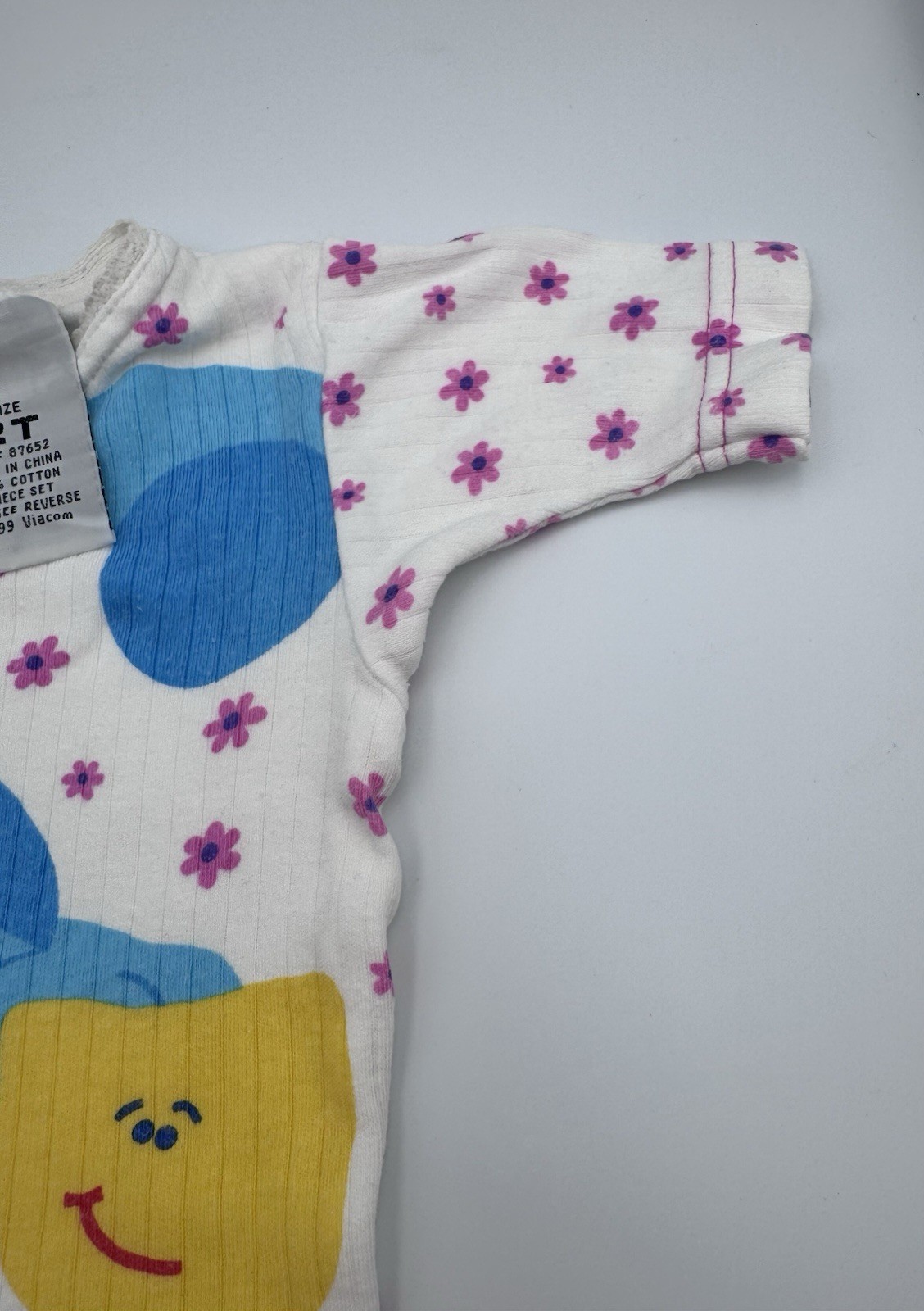 Vintage RARE 1999 Blues Clues Girls 2t 2 Piece Set Shorts and Short Sleeve Top