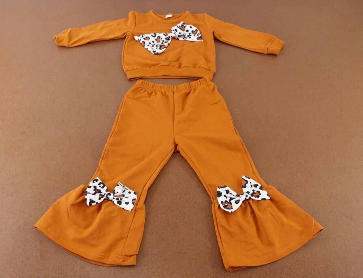 Toddler Girl Size 2-3 Rust 2 Piece Bow Accent Sweatshirt Flare Sweatpant Set New