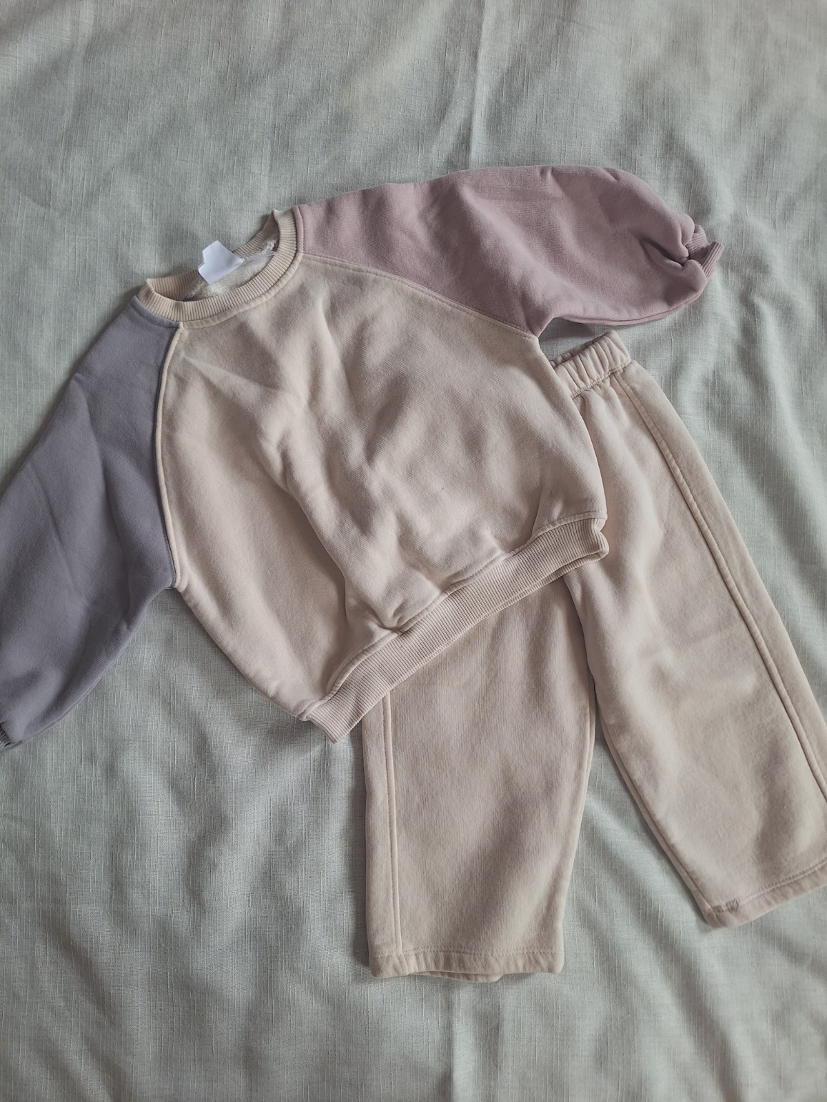 ZARA 2 Years Colorblock Sweatshirt & Pants Set Beige Pink Toddler Girl