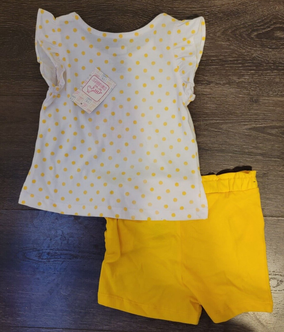 Baby Girls Outfit WHITE T-SHIRT Daisy Flower Polka Dots YELLOW SHORTS Knit 24 MO