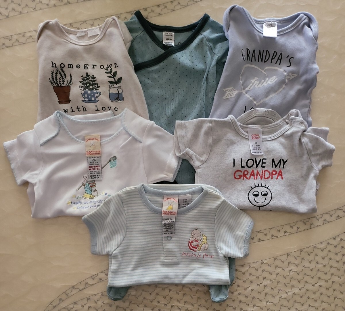 Assorted Baby Cloths 6 Pieces Bonds Ollies Place Humphrey’s Ect Size 00 +2 Bibs