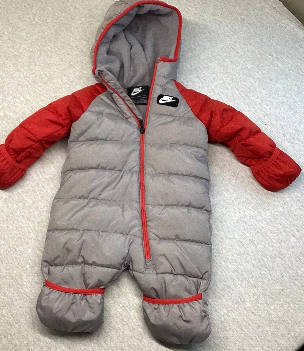 Nike Snowsuit Baby’s 6 Months Full Zipper Circe Puffer F422G4R Outdoor Winter