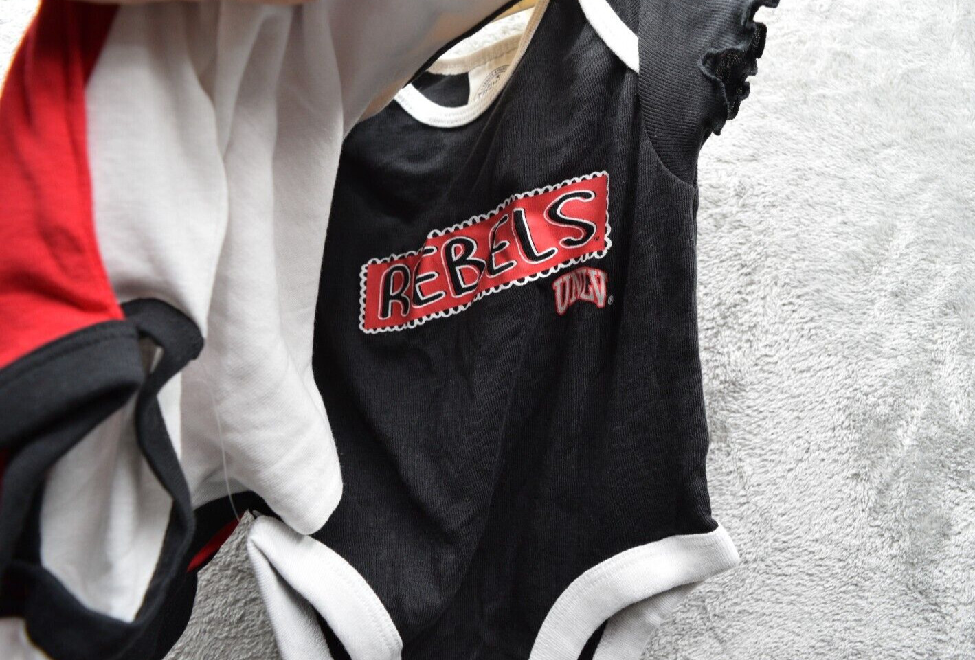 NCAA UNLV Rebels Infant Girls’ 3pk Bodysuit Set, Size (0-3M), New