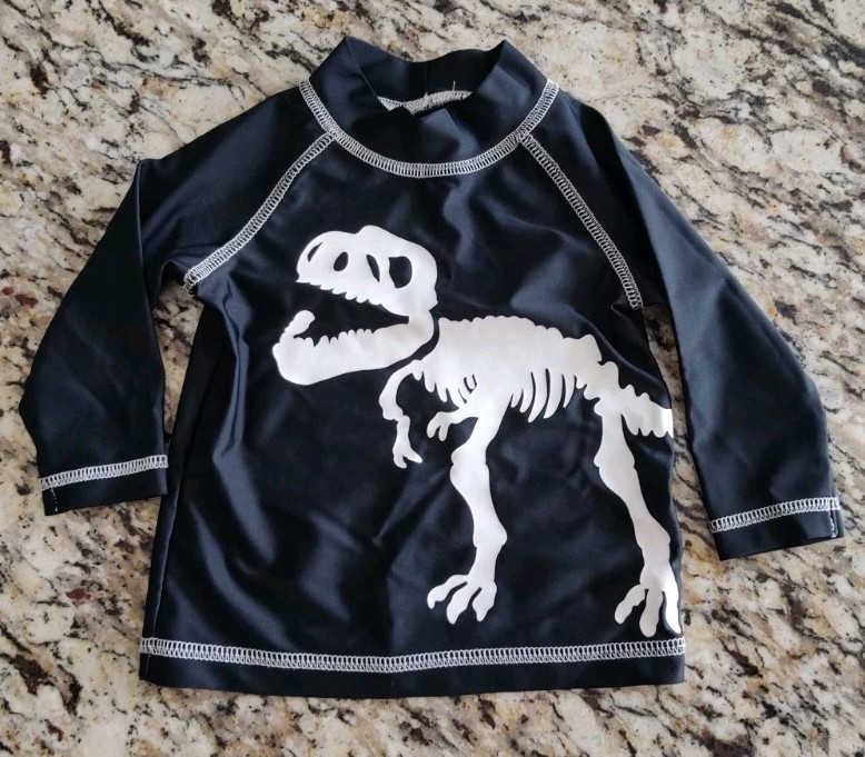 Lot Of 12 Baby Boy Size 6 Months Glow In The Dark Dino Shirt Bodysuits, Sleepers