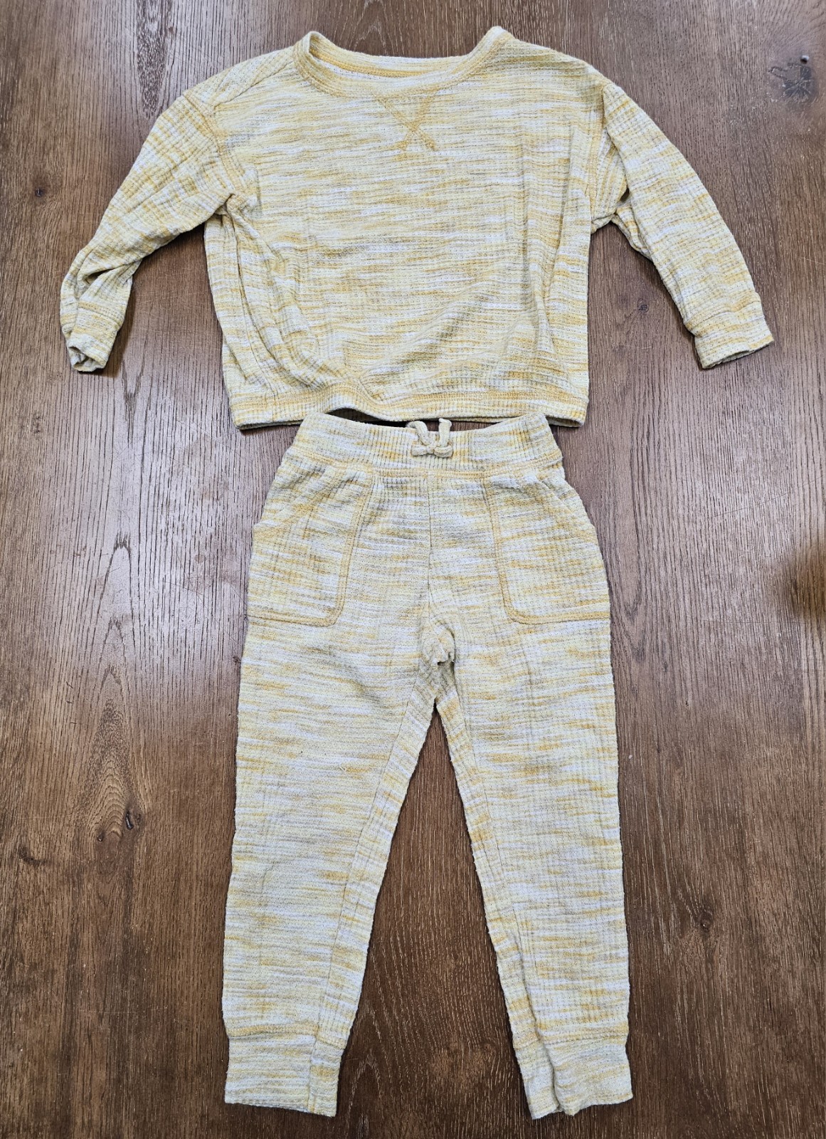 Girls 2 Piece Old Navy Outfit