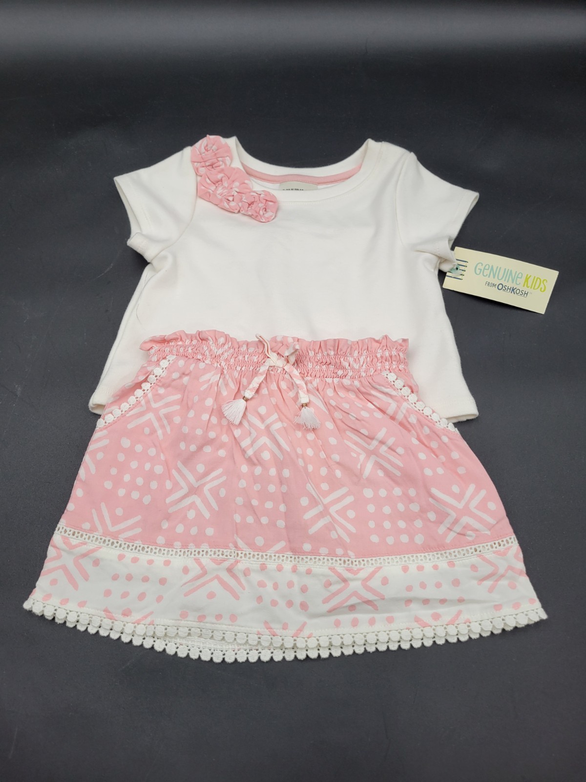 Oshkosh Genuine Kids Girl’s 2 Piece Set Skirt Shirt 2T Pink White NWT