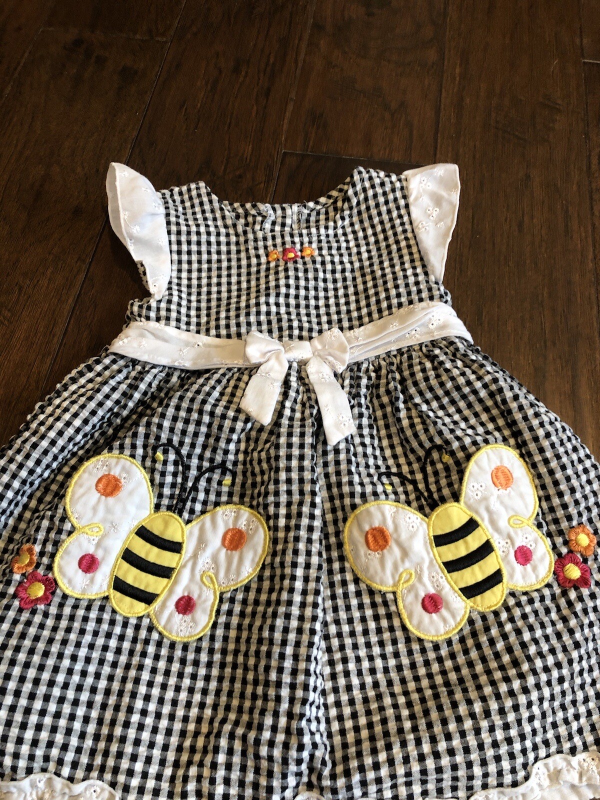Youngland Black And White Checked Bumblebee/Butterfly Outfit 24M
