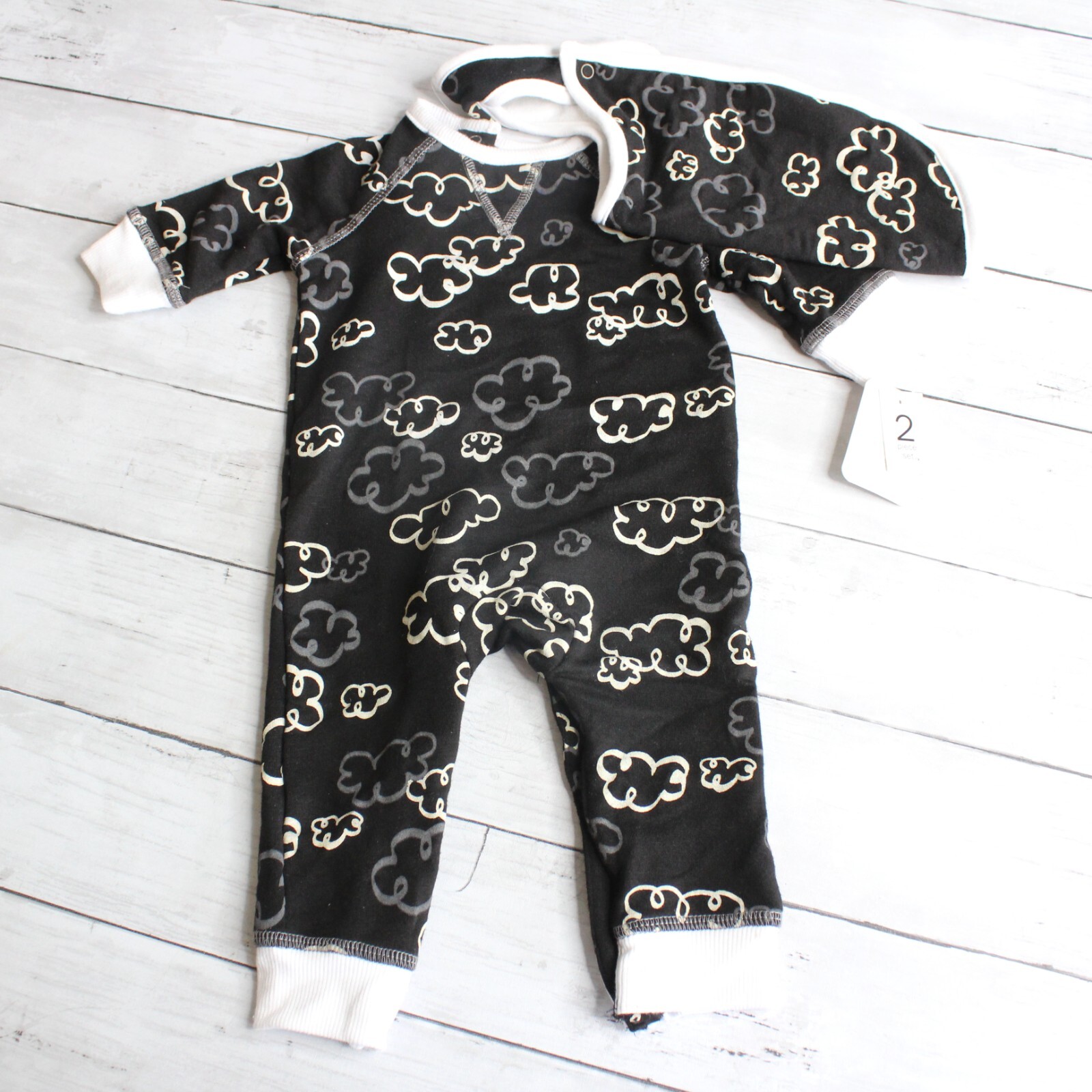 Lullaby Lane Baby Boy’s Coverall Romper Outfit Bib Set Size 0-3 Months