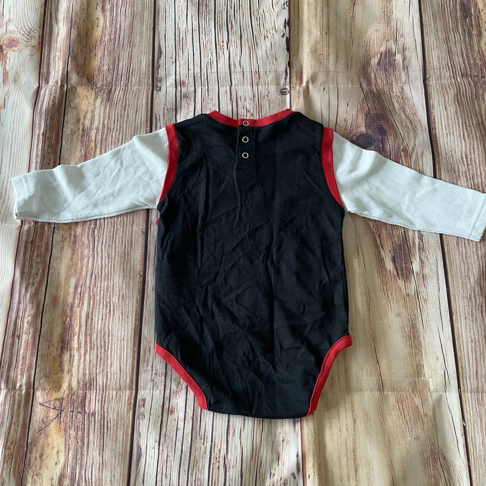 NEW Chicago Bulls Baby Outfit 12M Long Sleeve Outfit One Piece Sleeves NBA