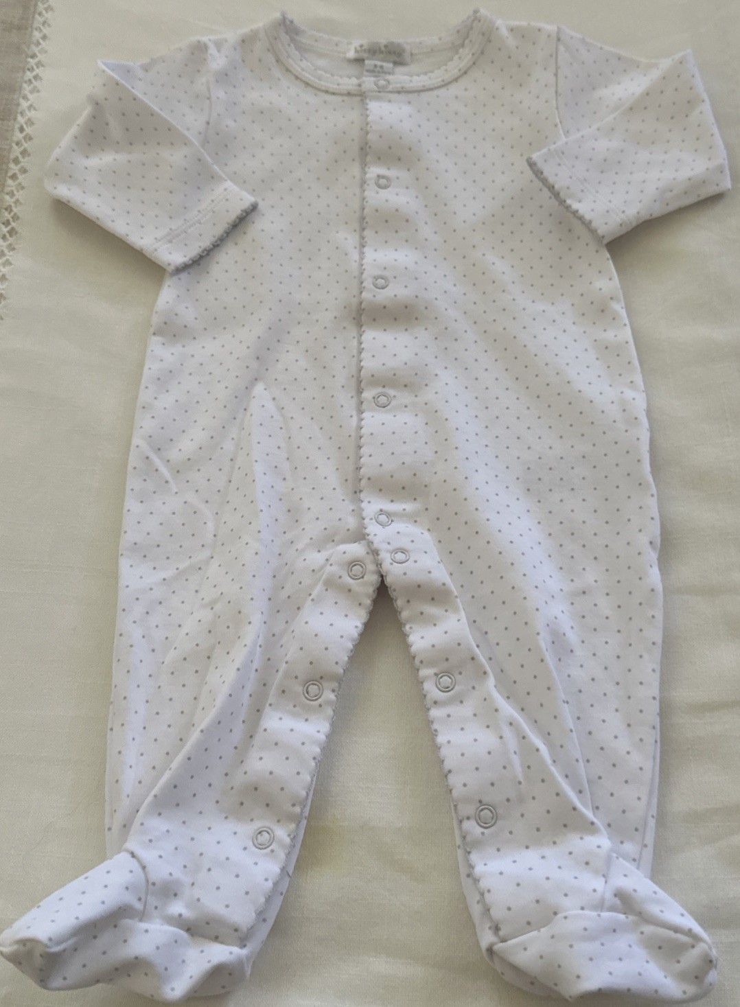 Baby New Kissy Kissy Dots Print Snap Front Footie Pajamas, White / Gray 3 6 M