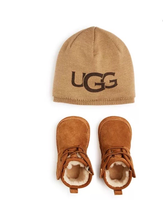 Baby UGG® Set – Chestnut Beanie 0S/TU + Booties 0–1 | Perfect Gift