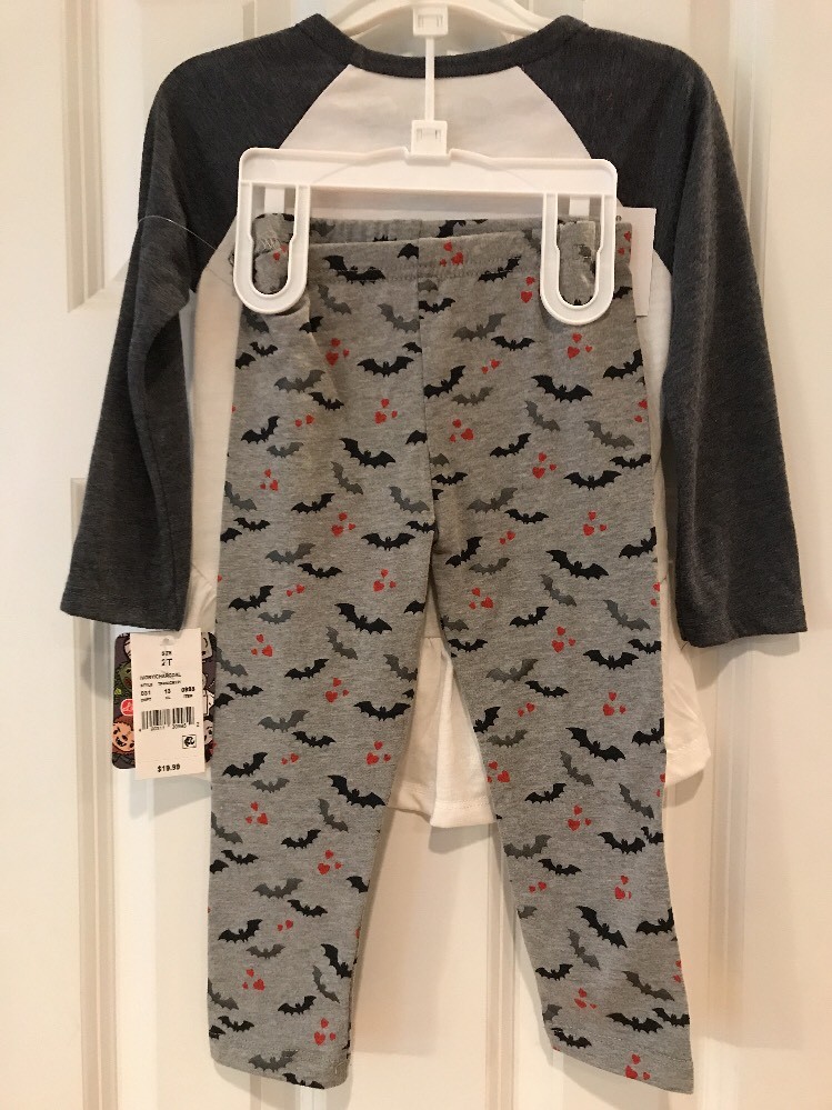 NWT Girls’ Universal Studios Monsters Dracula Love Top & Bottom Set Red Gray 2T