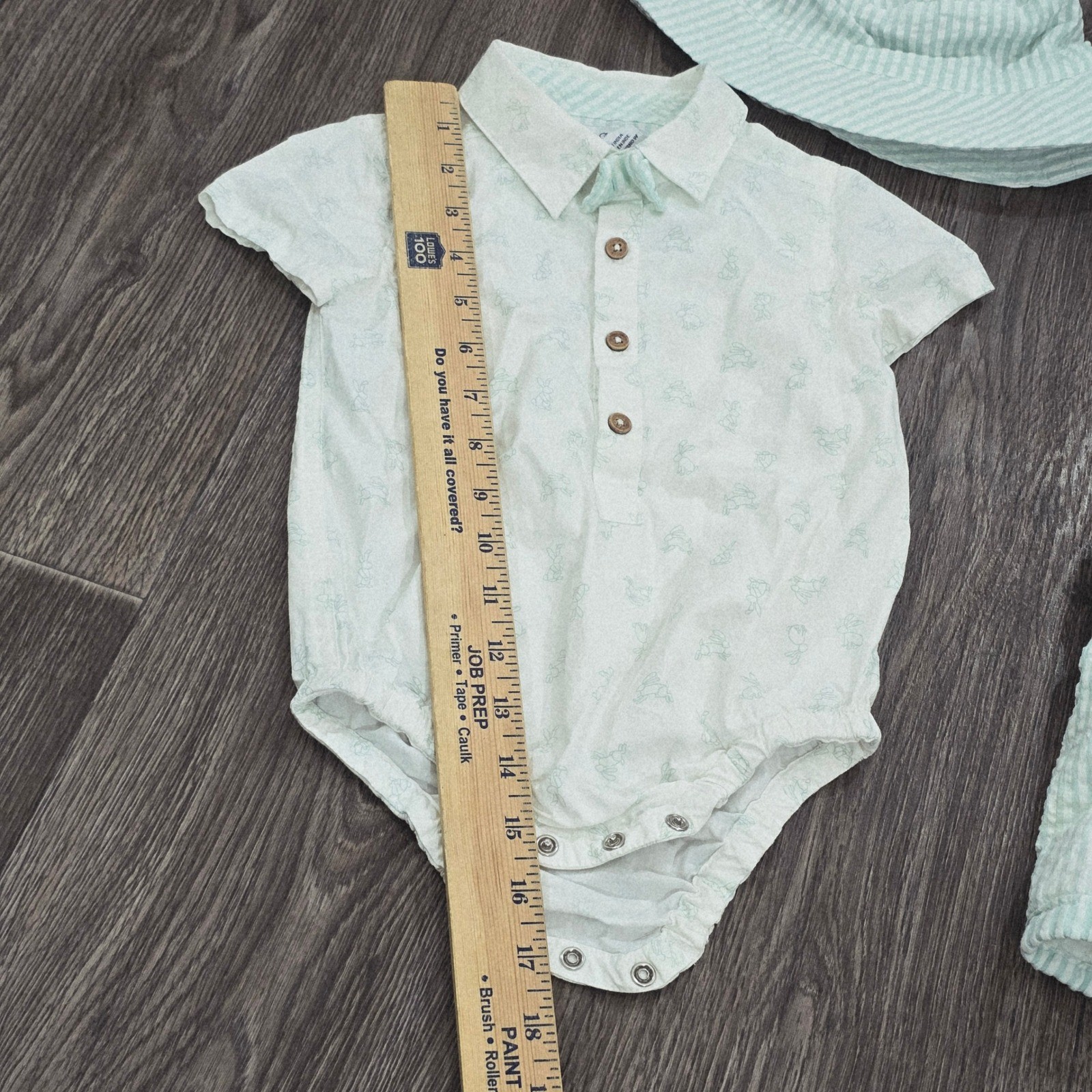 Tommy Bahama Baby Boy 12M Seersucker Shorts Suspenders Hat Bunny Shirt Set 3pc