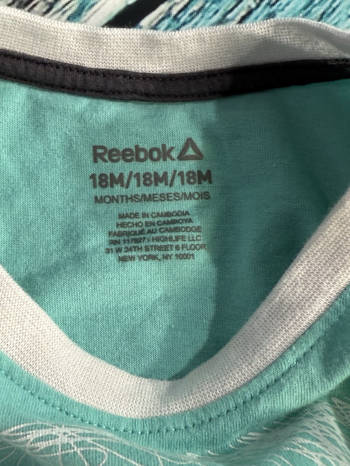 Reebok Toddler Maui Blue Baby Boy 2-Piece Outfit Set Size 18 Months A28
